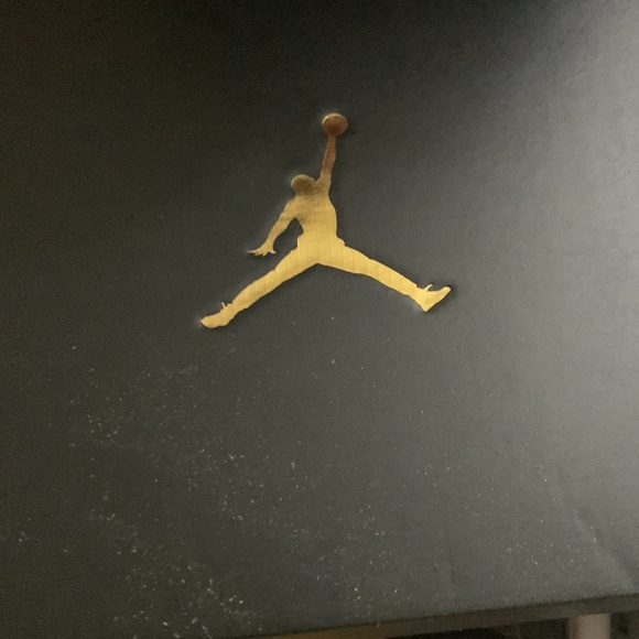 Air Jordan 1 - Mid - Picture 2 of 4
